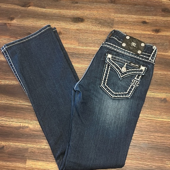 Miss Me Bootcut Jeans, size 28 - classic Miss Me style - Picture 1 of 4